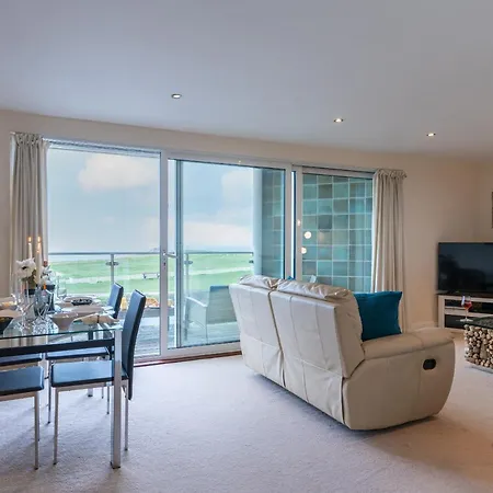 Finest Retreats - Whitewater View * Newquay (Cornwall)